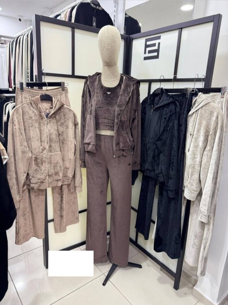 Женский Костюм Prada