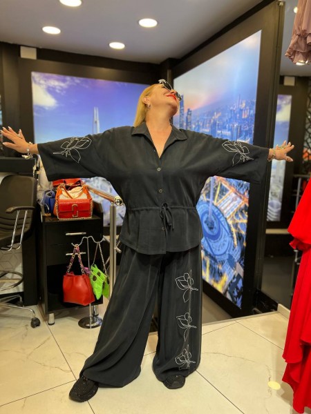 Женский Костюм Iness (Большие размеры)