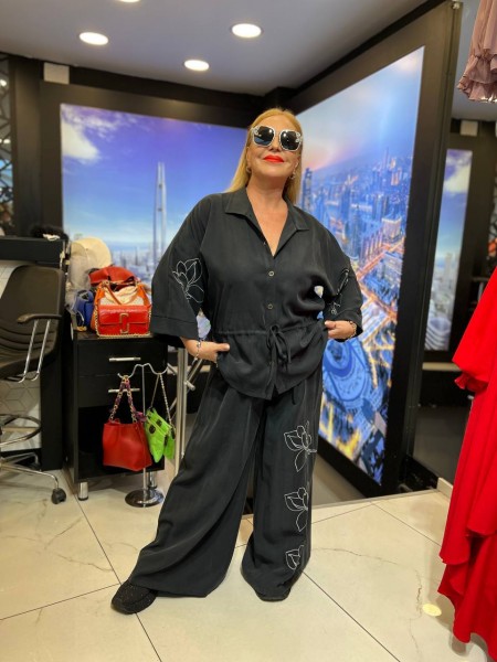 Женский Костюм Iness (Большие размеры)