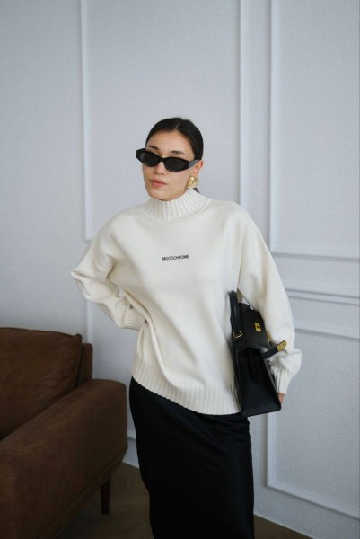 Женский Свитер Trikotto