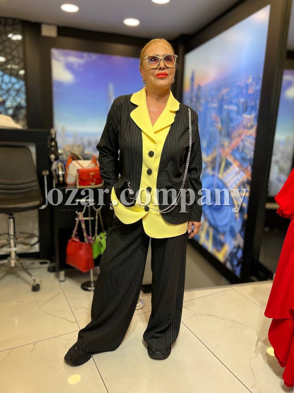 Женский Костюм Iness (Большие размеры)