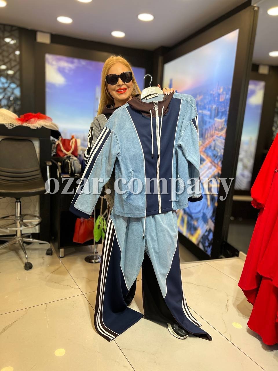 Женский Джинсовый Костюм Iness (Большие размеры)