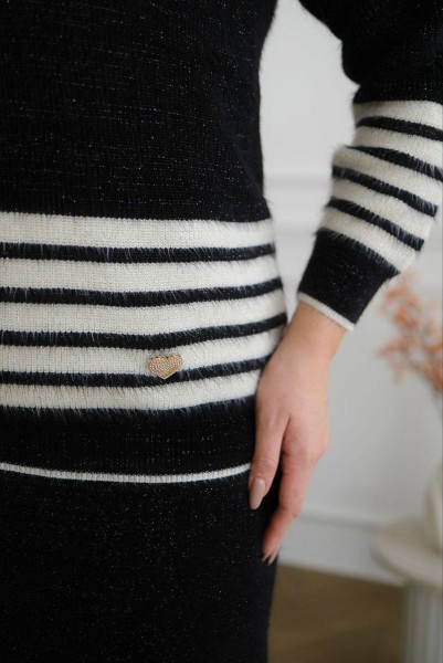 Женский Свитер Trikotto