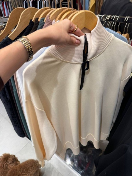 Женский Свитшот Trikotto 