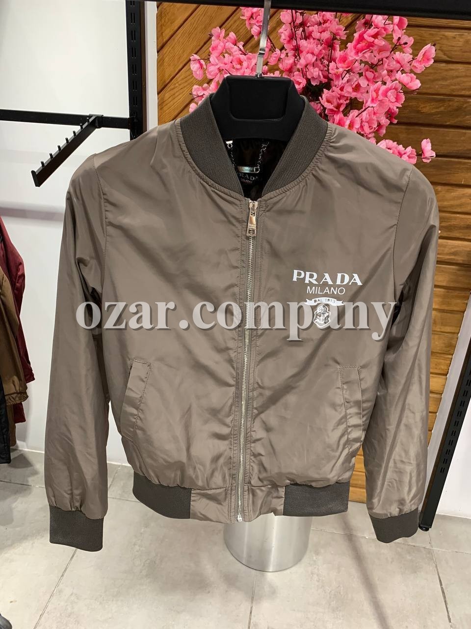 Женская Ветровка Prada