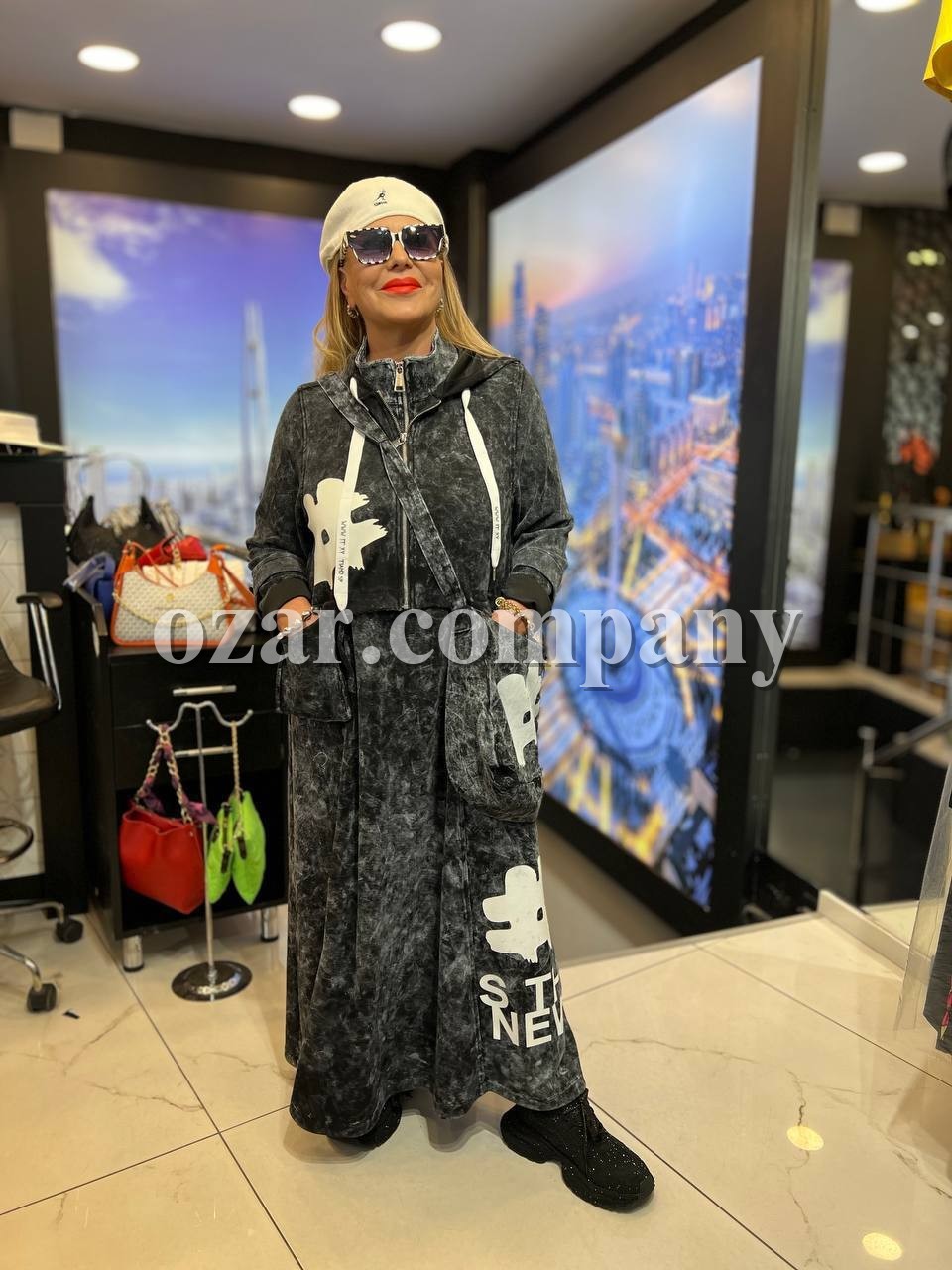 Женский Джинсовый Костюм Iness (Большие размеры)