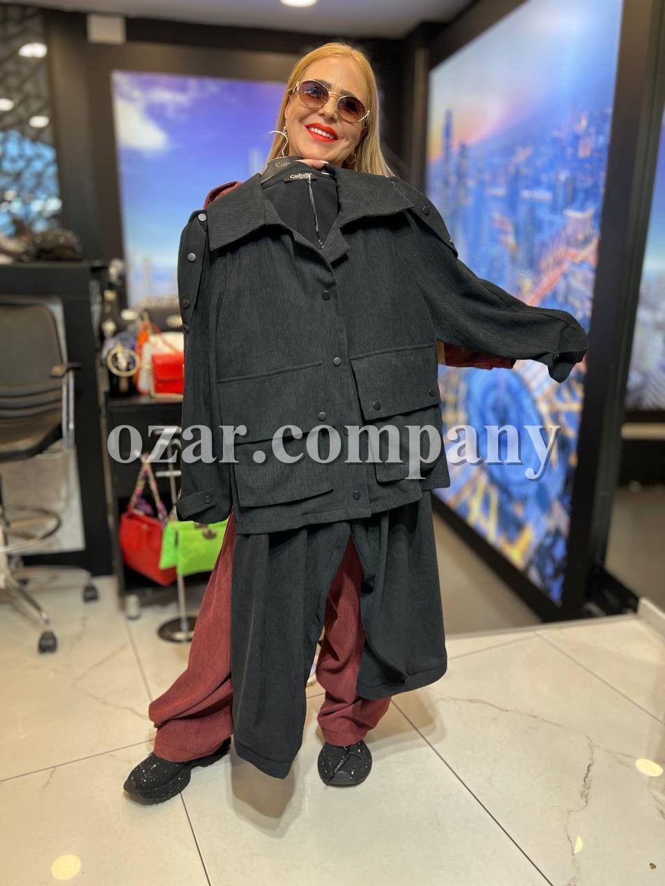 Женский Костюм Iness (Большие размеры)