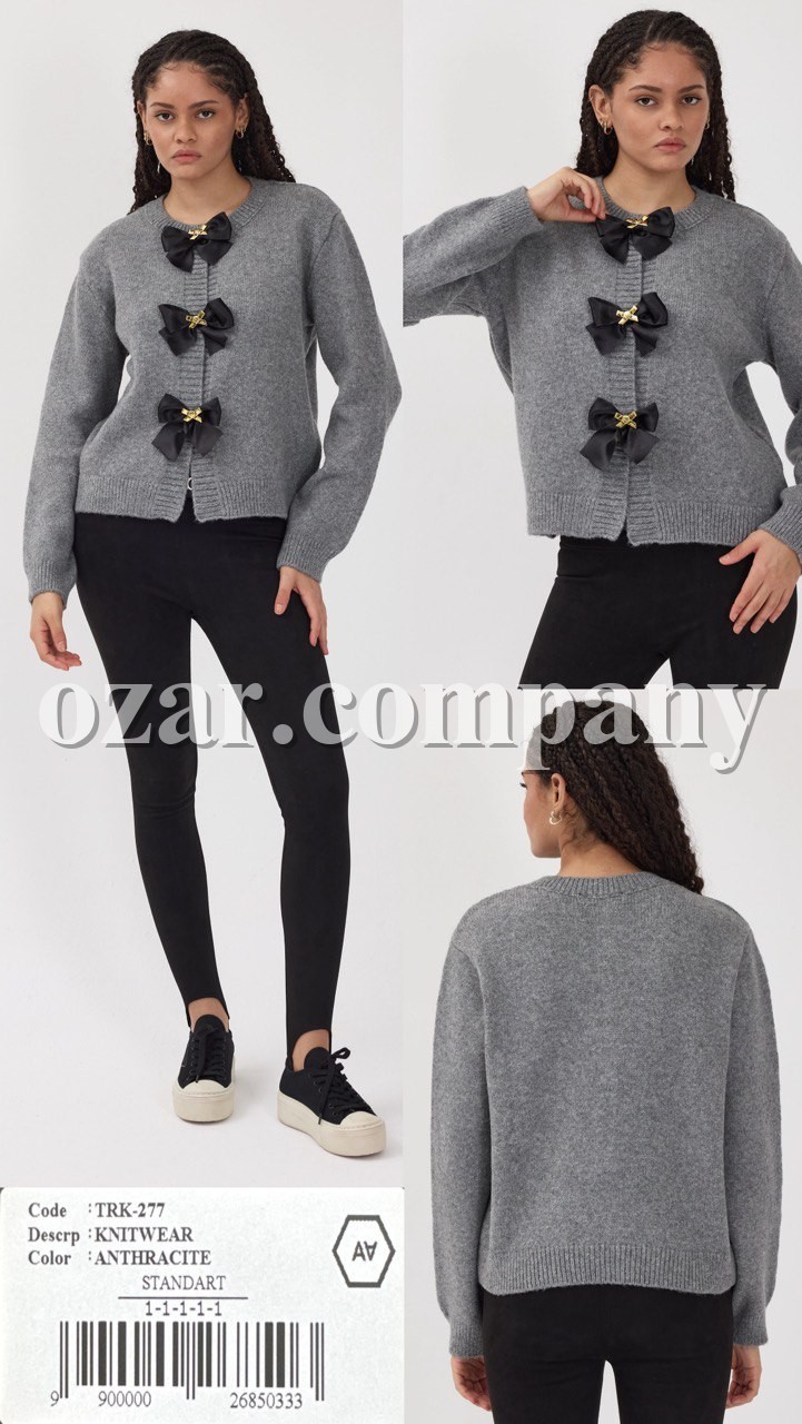 Женский Трикотажный Свитер A.M.N.