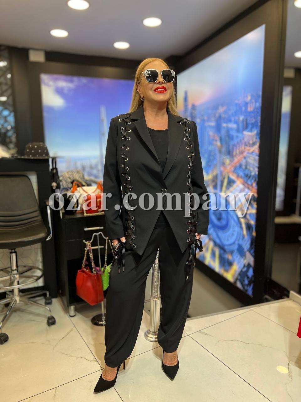 Женский Костюм Iness (Большие размеры)