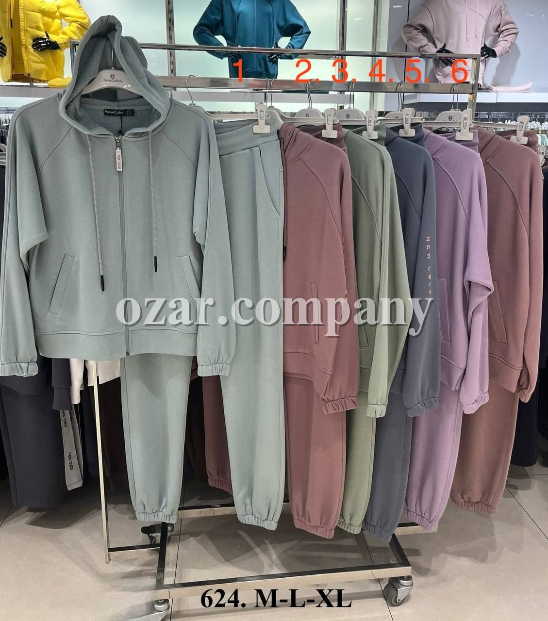 Женский Костюм New Color