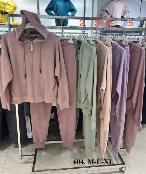 Женский Костюм New Color