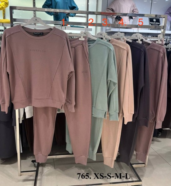 Женский Костюм New Color