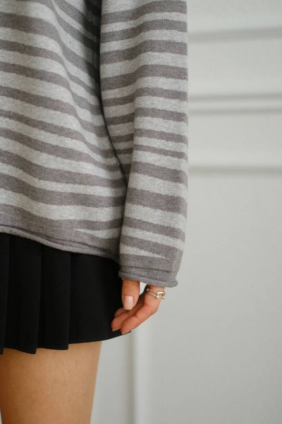 Женский Свитер Trikotto