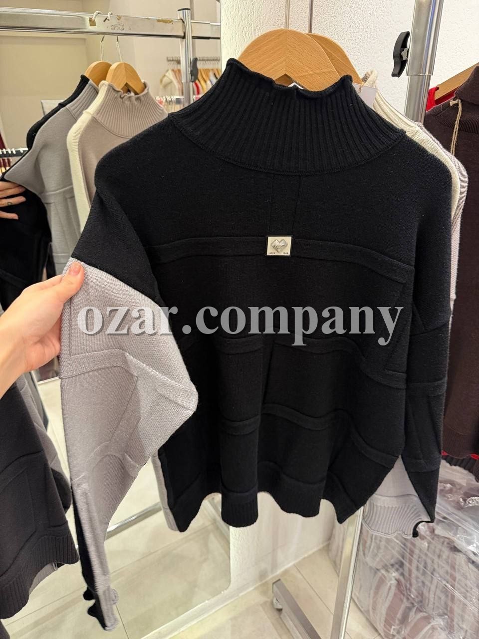 Женский Свитер Trikotto