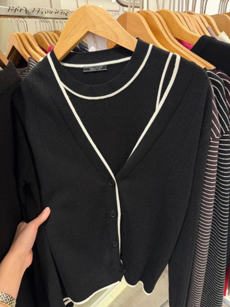 Женский Кардиган Trikotto