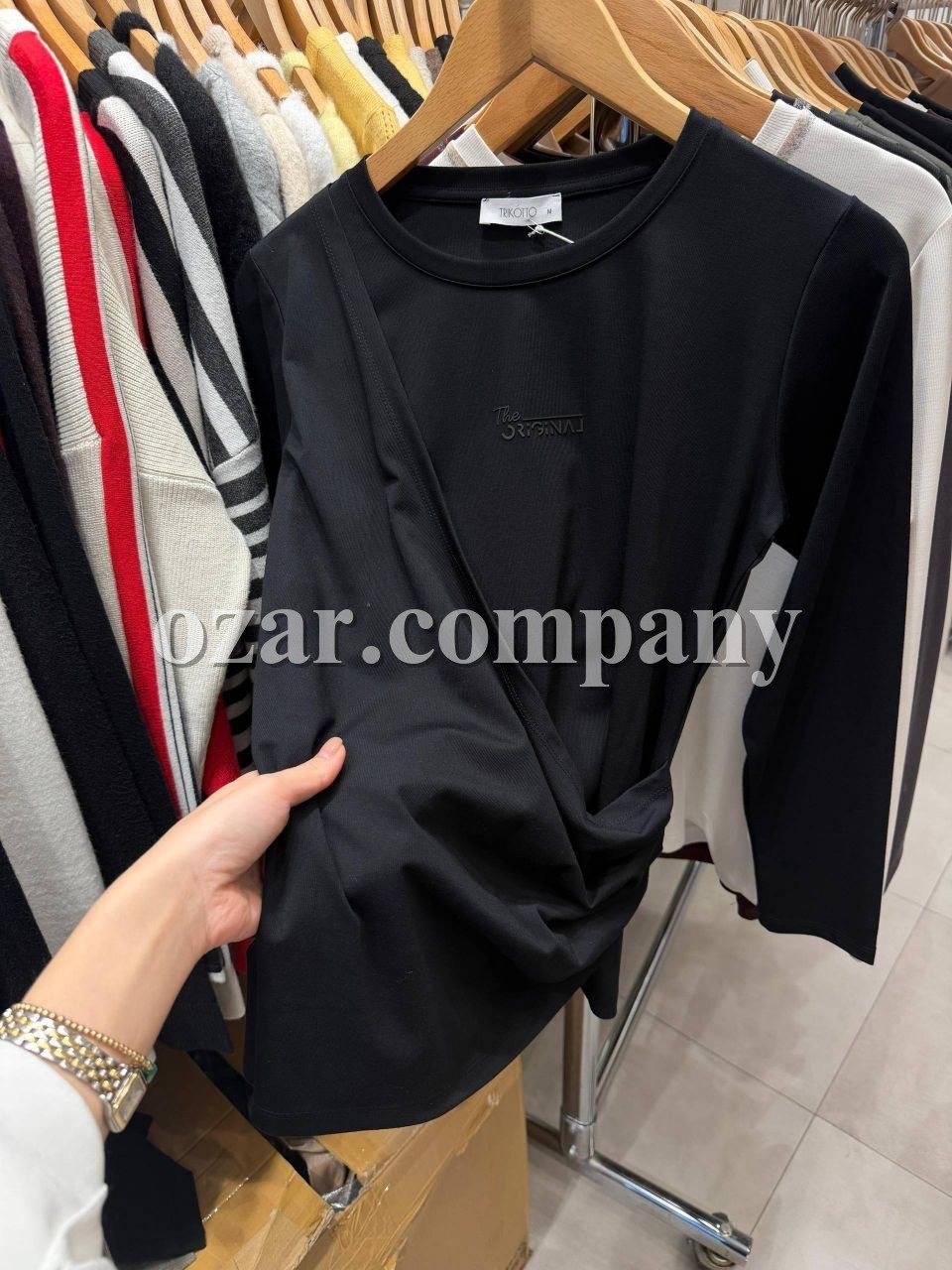 Женский Лонгслив Trikotto