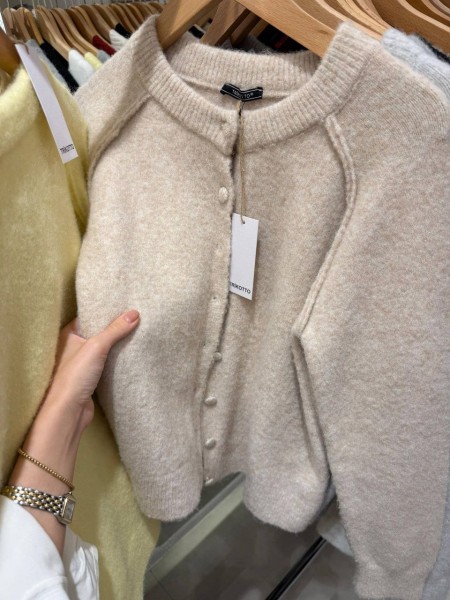 Женский Кардиган Trikotto