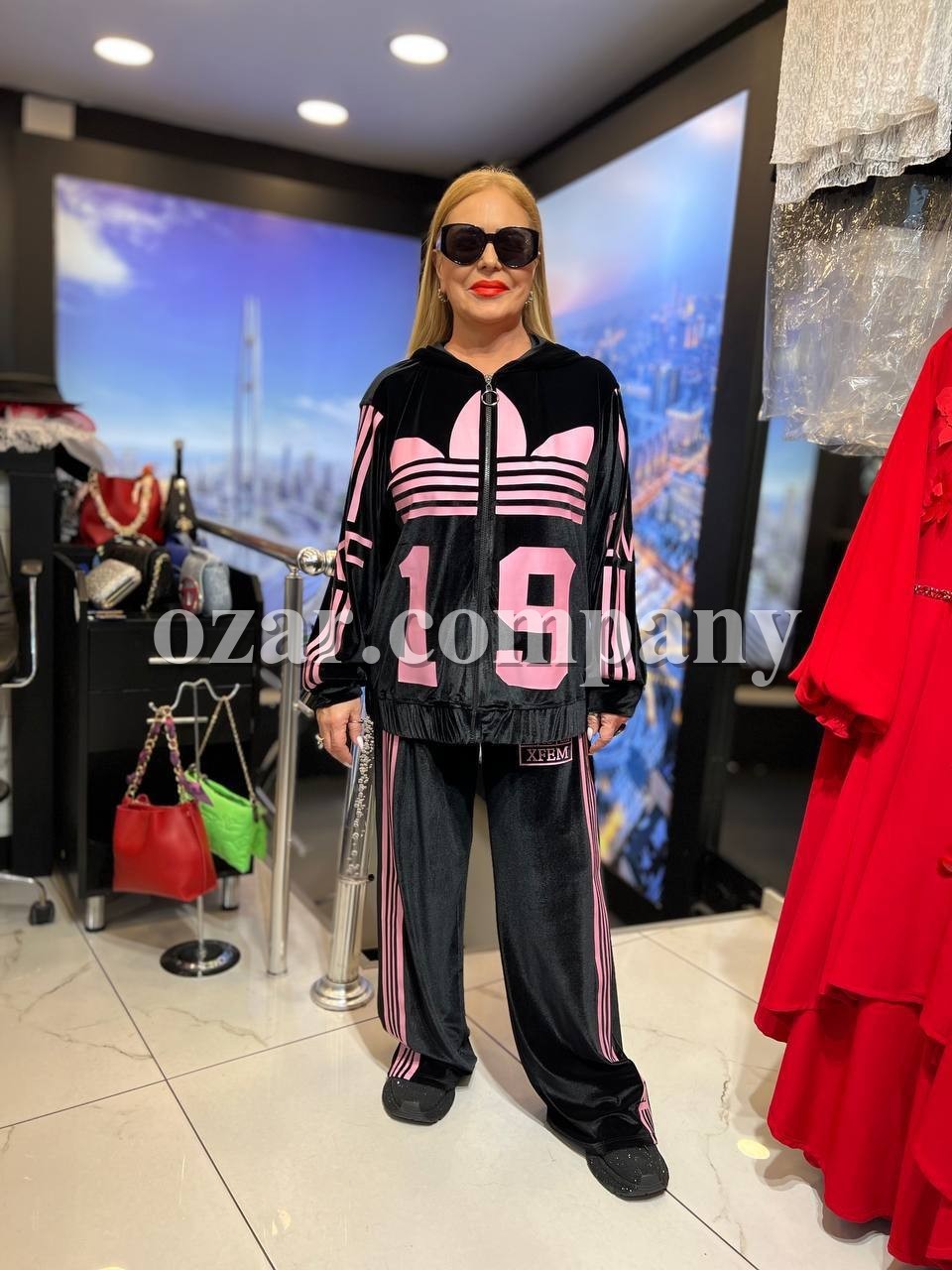 Женский Костюм Iness (Большие размеры)