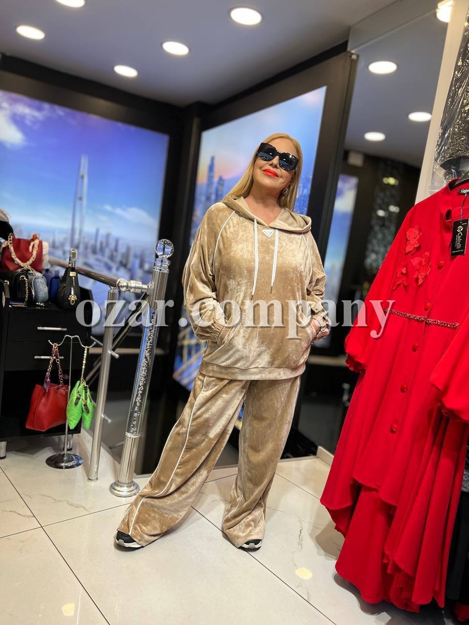 Женский Костюм Iness (Большие размеры)