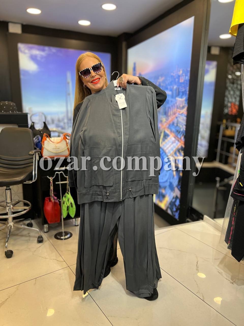 Женский Костюм Iness (Большие размеры)