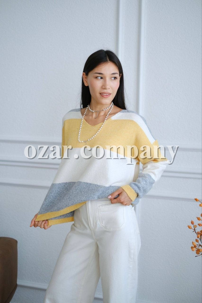 Женский Свитер Trikotto