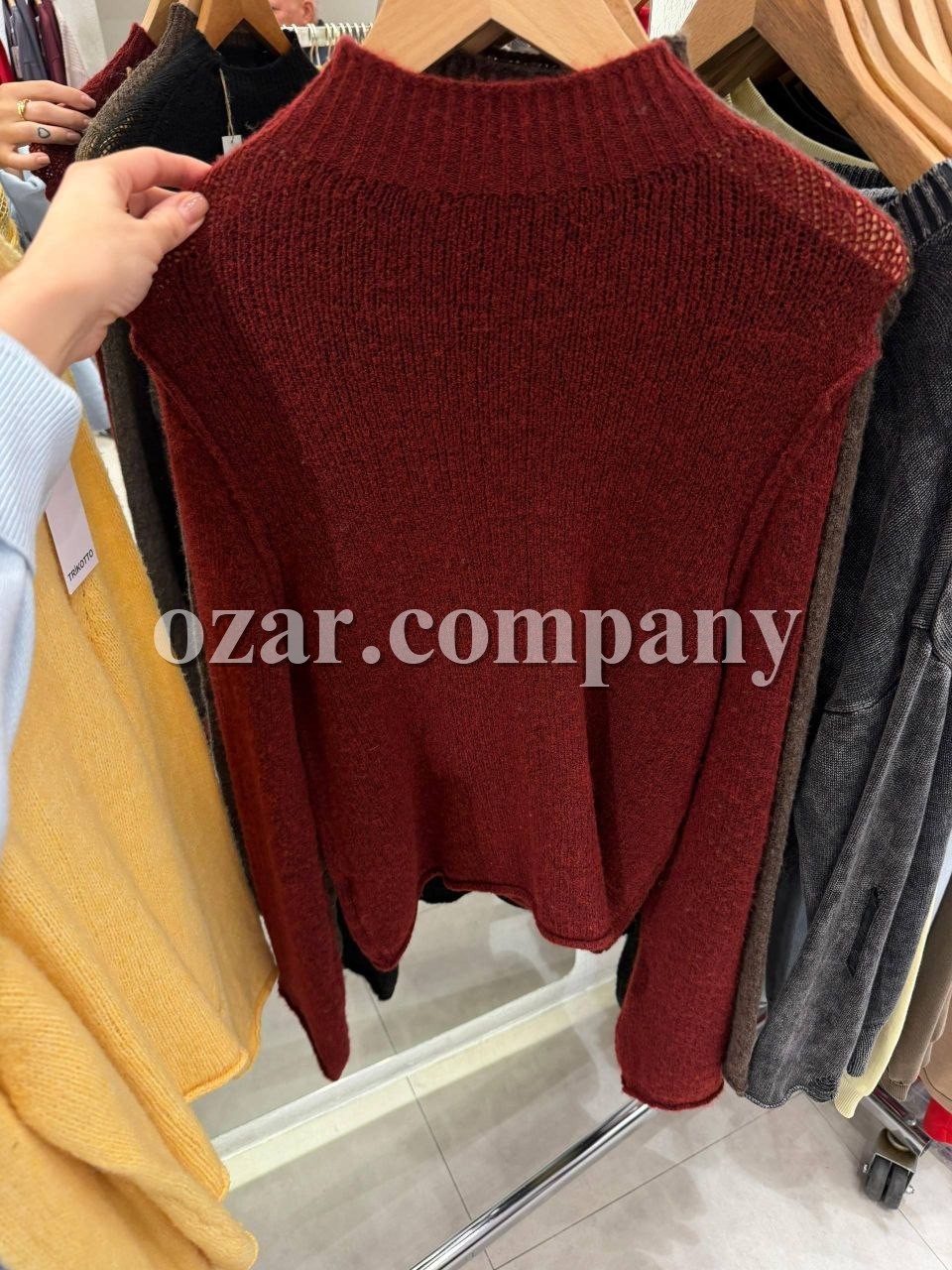 Женский Свитер Trikotto