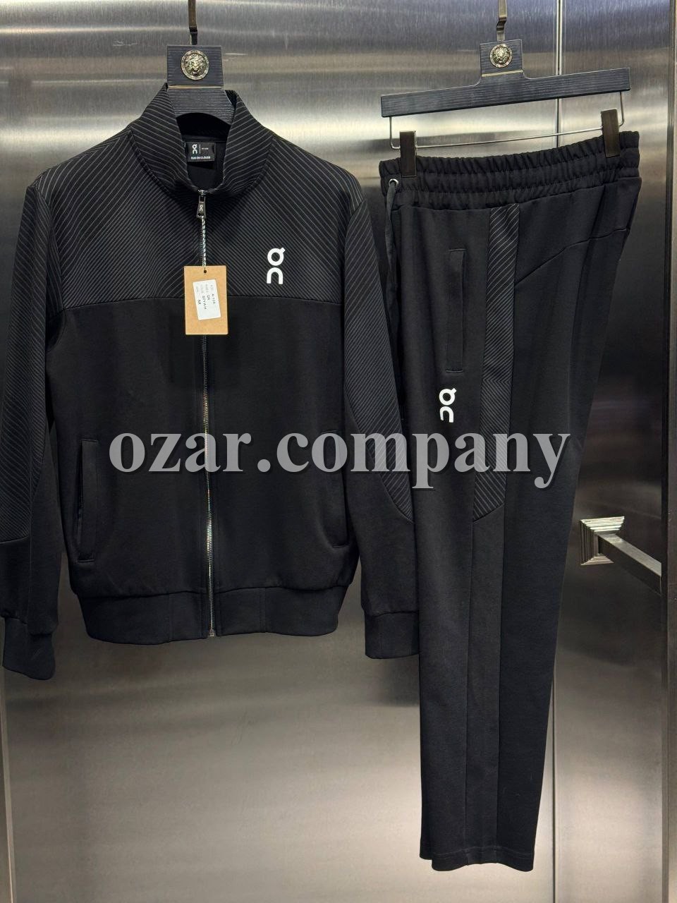 Мужской Спортивный Костюм ON Running