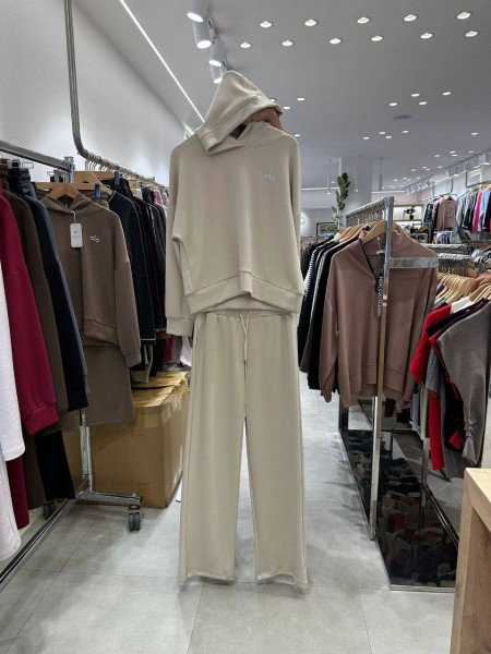 Женский Костюм Trikotto