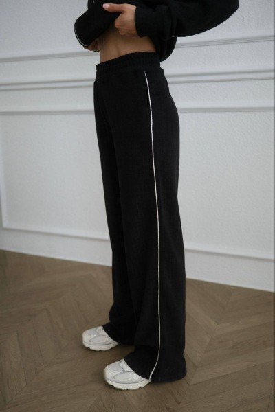 Женский Велюровый Костюм Trikotto