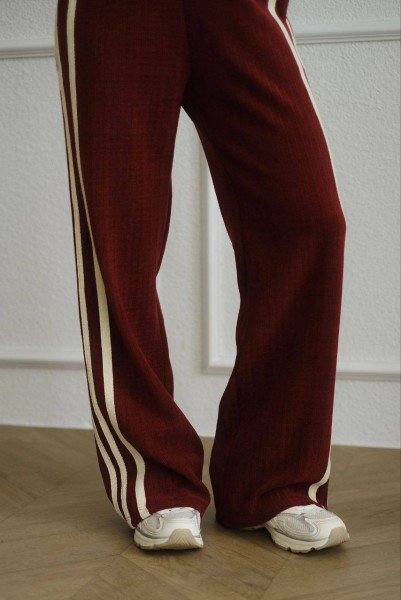 Женский Велюровый Костюм Trikotto