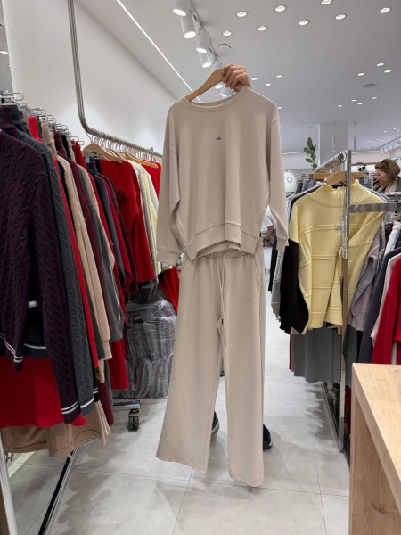 Женский Костюм Trikotto