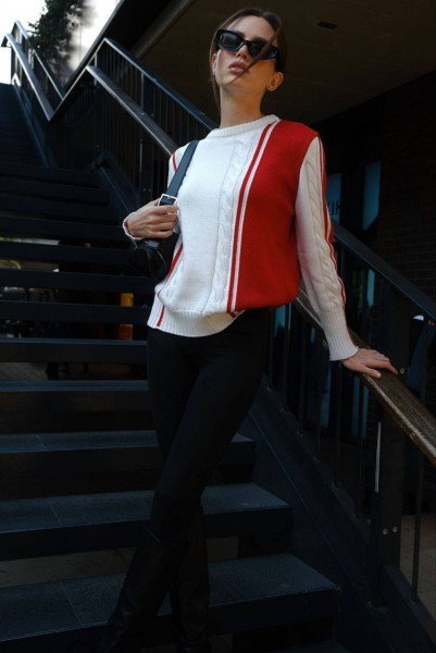 Женский Свитер Trikotto