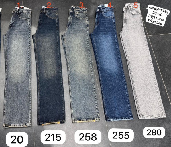 Женские Джинсы Queen