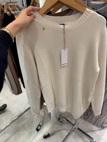 Женский Свитер Trikotto