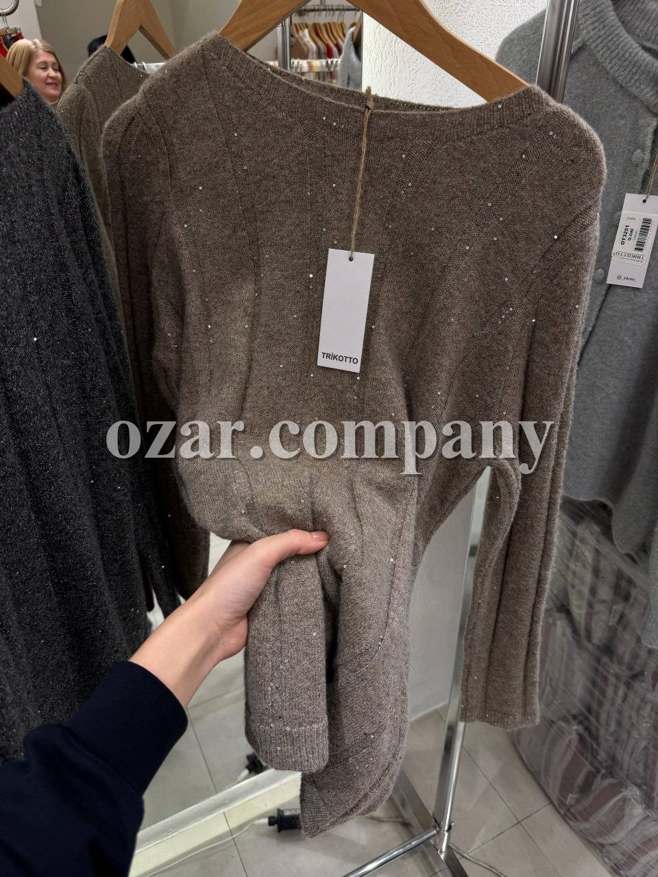 Женский Свитер Trikotto