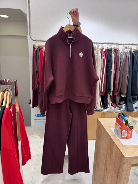 Женский Костюм Trikotto