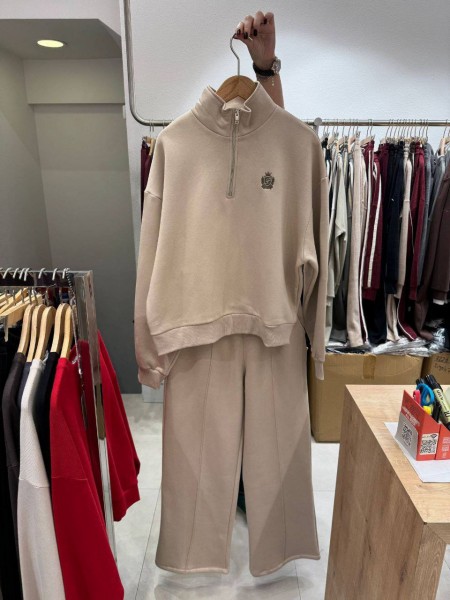 Женский Костюм Trikotto