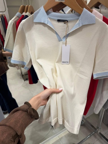 Женская Кофточка Trikotto