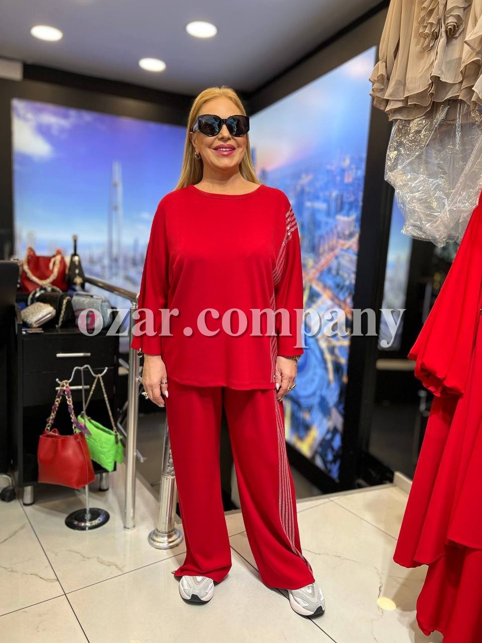 Женский Костюм Iness (Большие размеры)