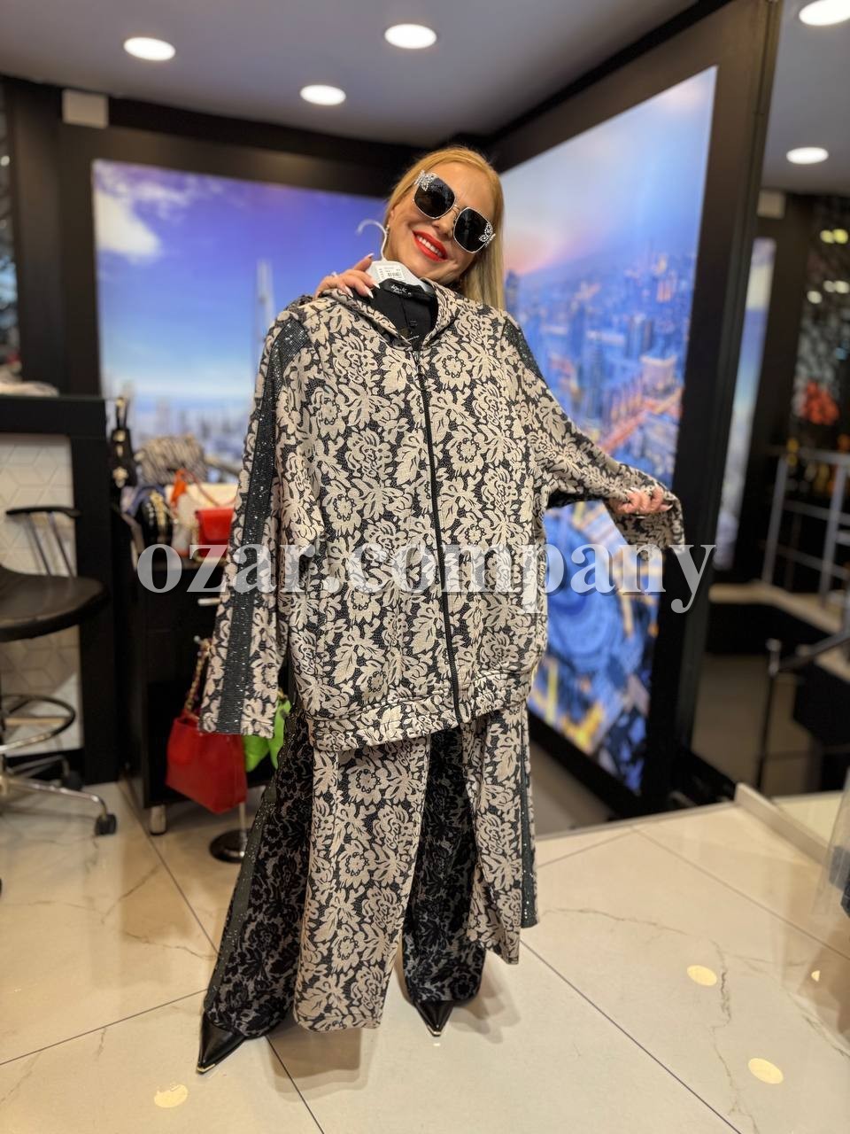 Женский Костюм Iness (Большие размеры)