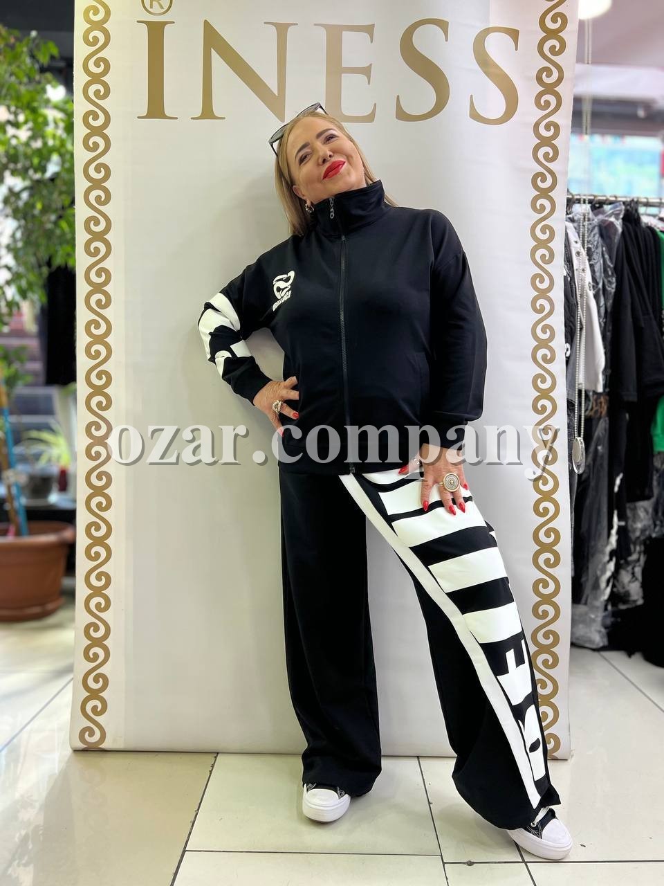 Женский Костюм Iness (Большие размеры)