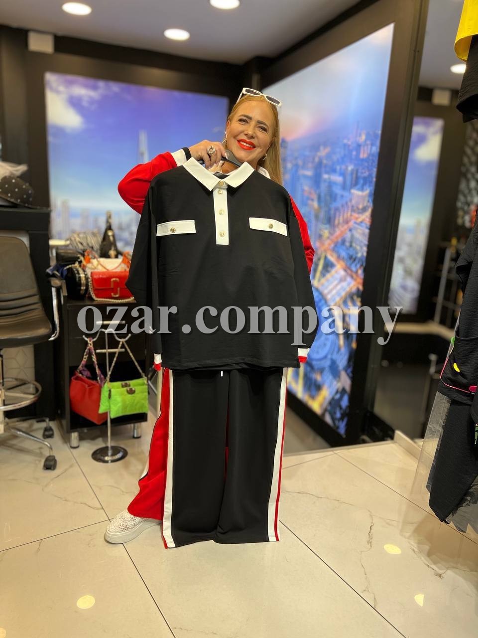 Женский Костюм Iness (Большие размеры)