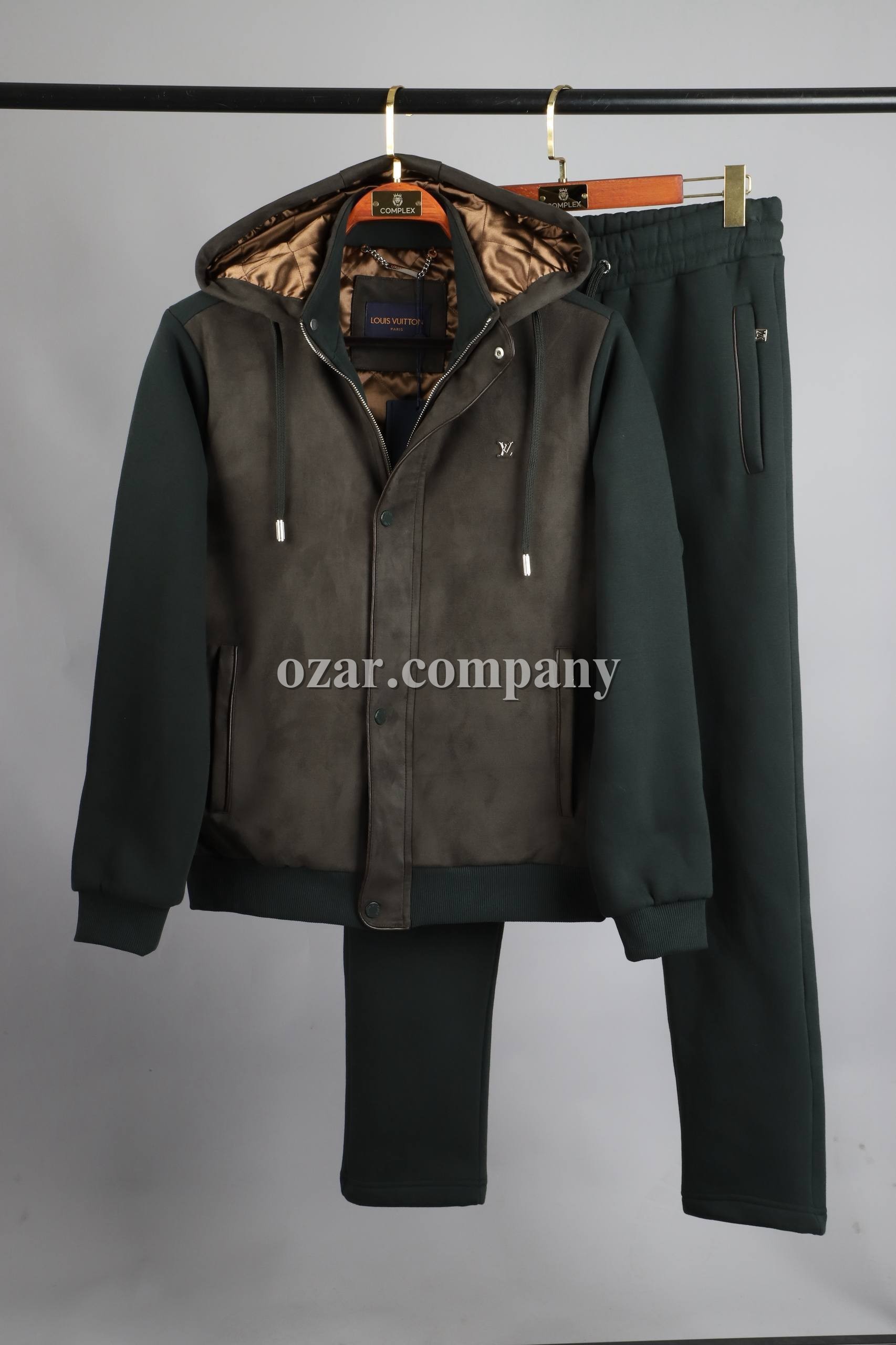 Мужской Спортивный Костюм  Louis Vuitton 