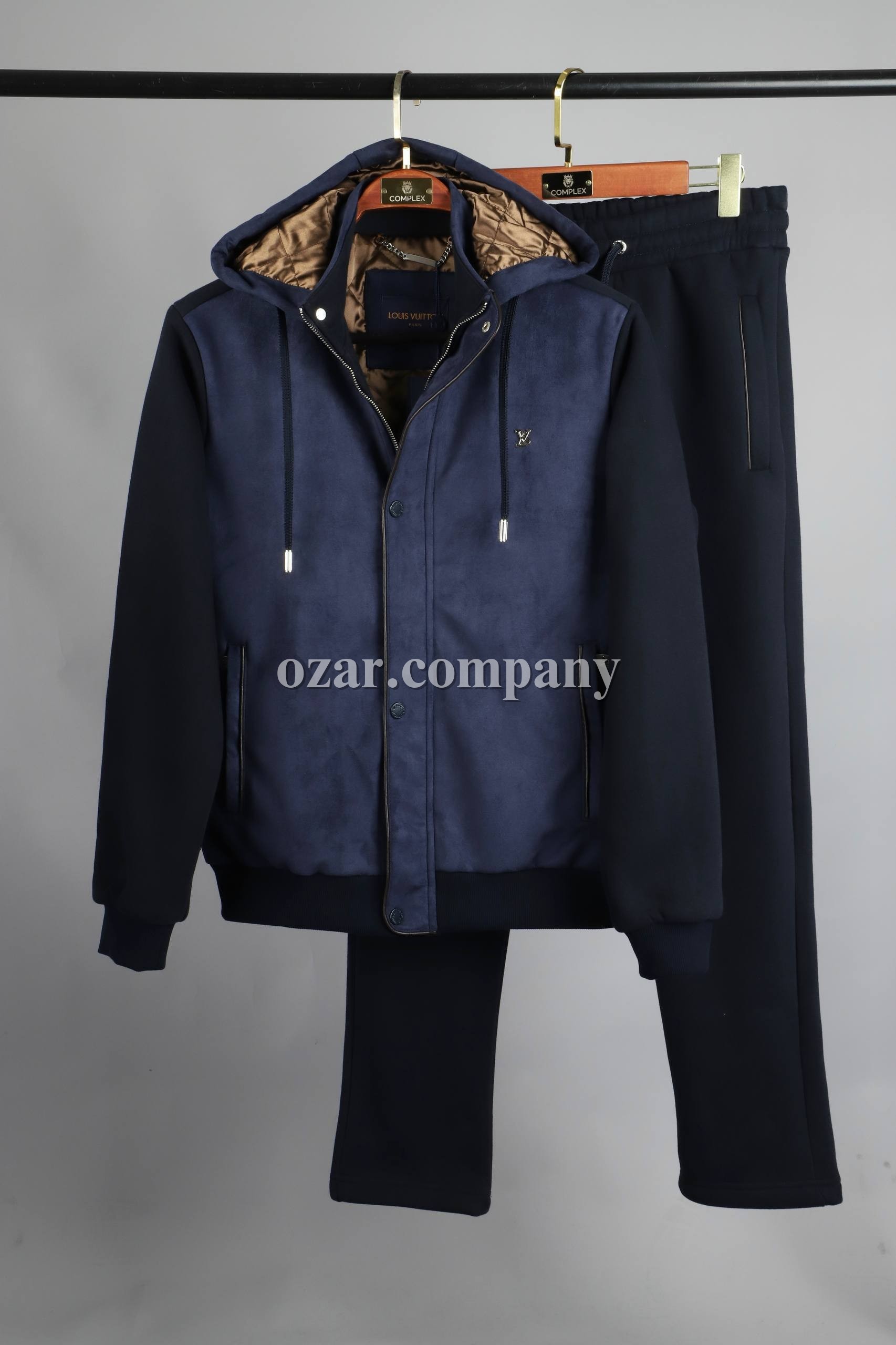 Мужской Спортивный Костюм  Louis Vuitton 