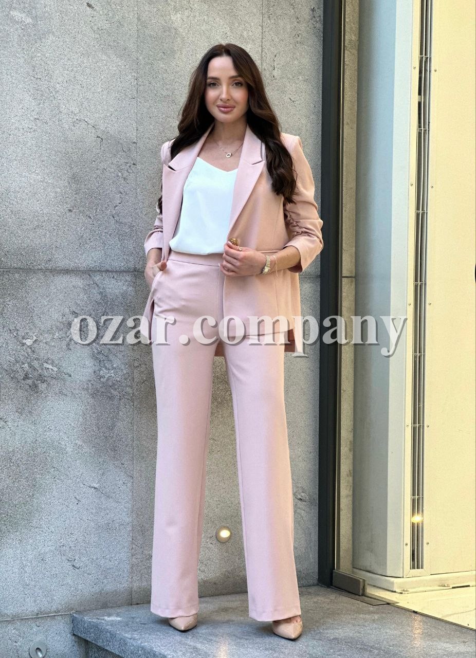 Женский Костюм Esito