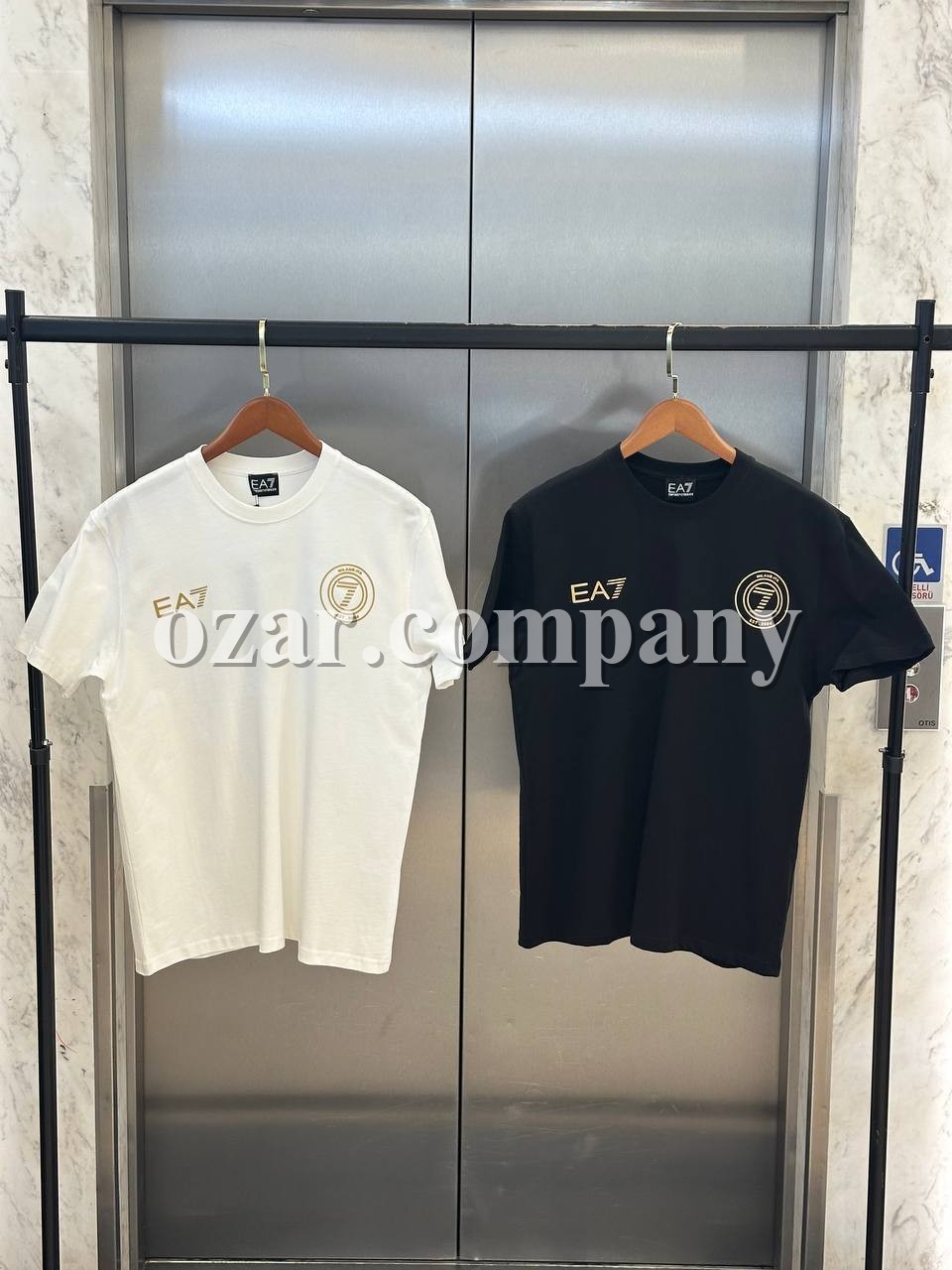 Мужская Футболка Armani Exchange