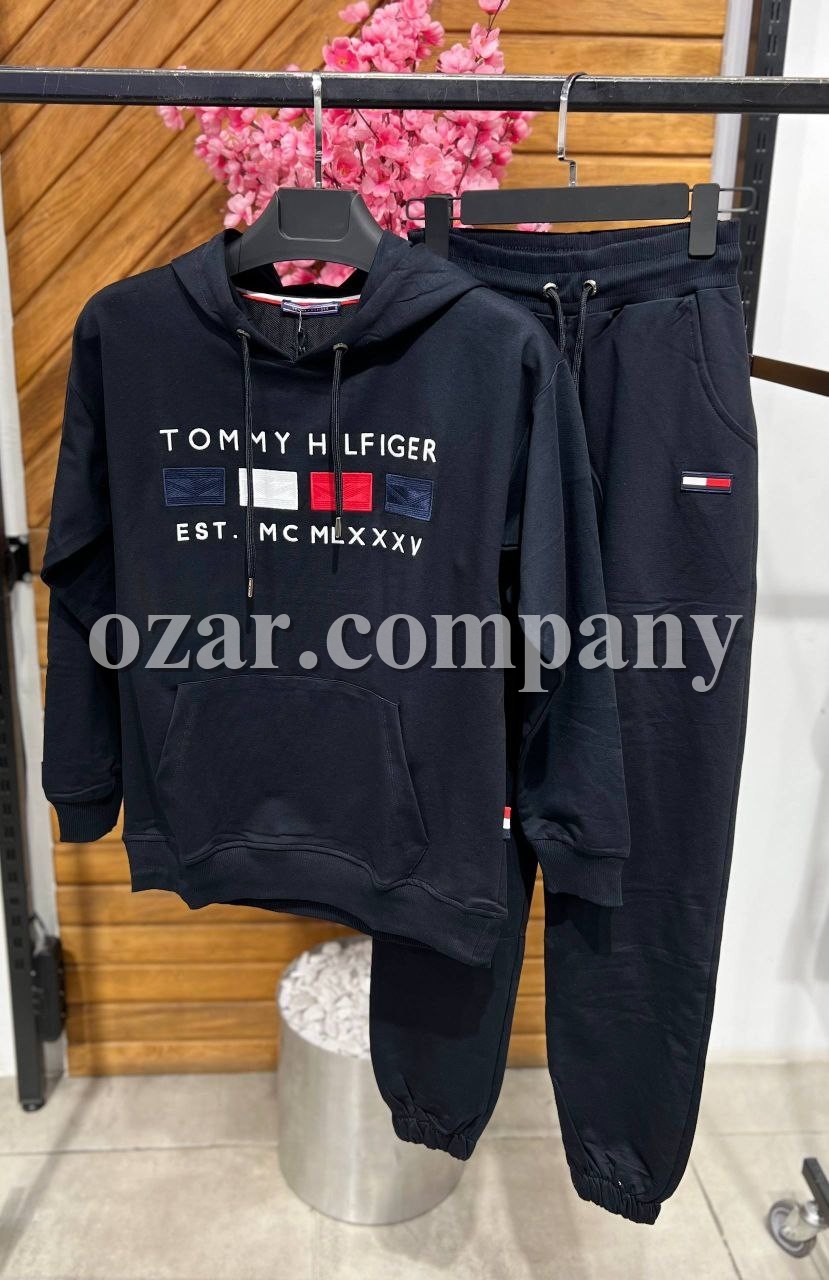 Женский Koстюм Tommy Hilfiger