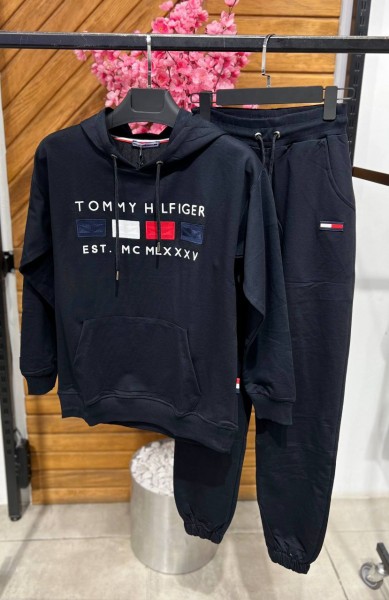 Женский Koстюм Tommy Hilfiger