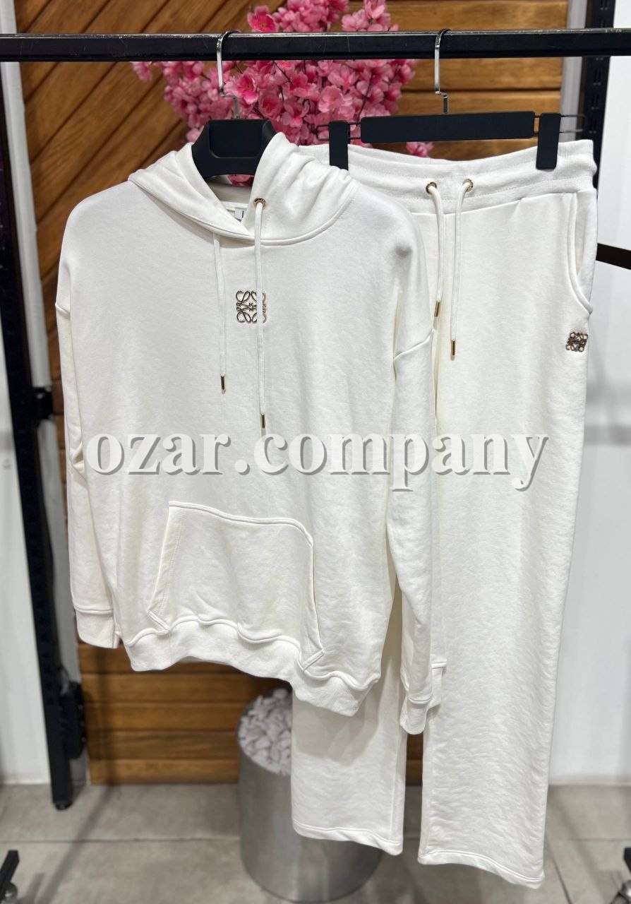 Женский Koстюм Loewe