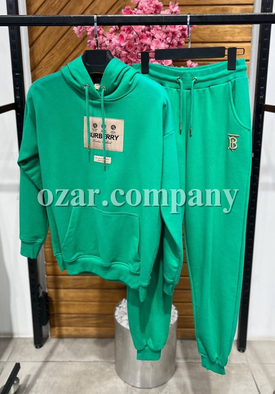 Женский Koстюм Burberry